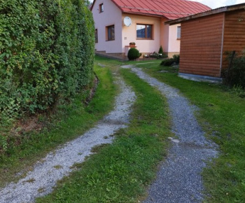 NA STRÁNKE