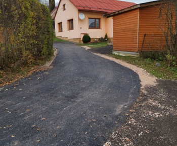 NA STRÁNKE