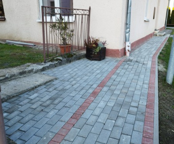 NA STRÁNKE